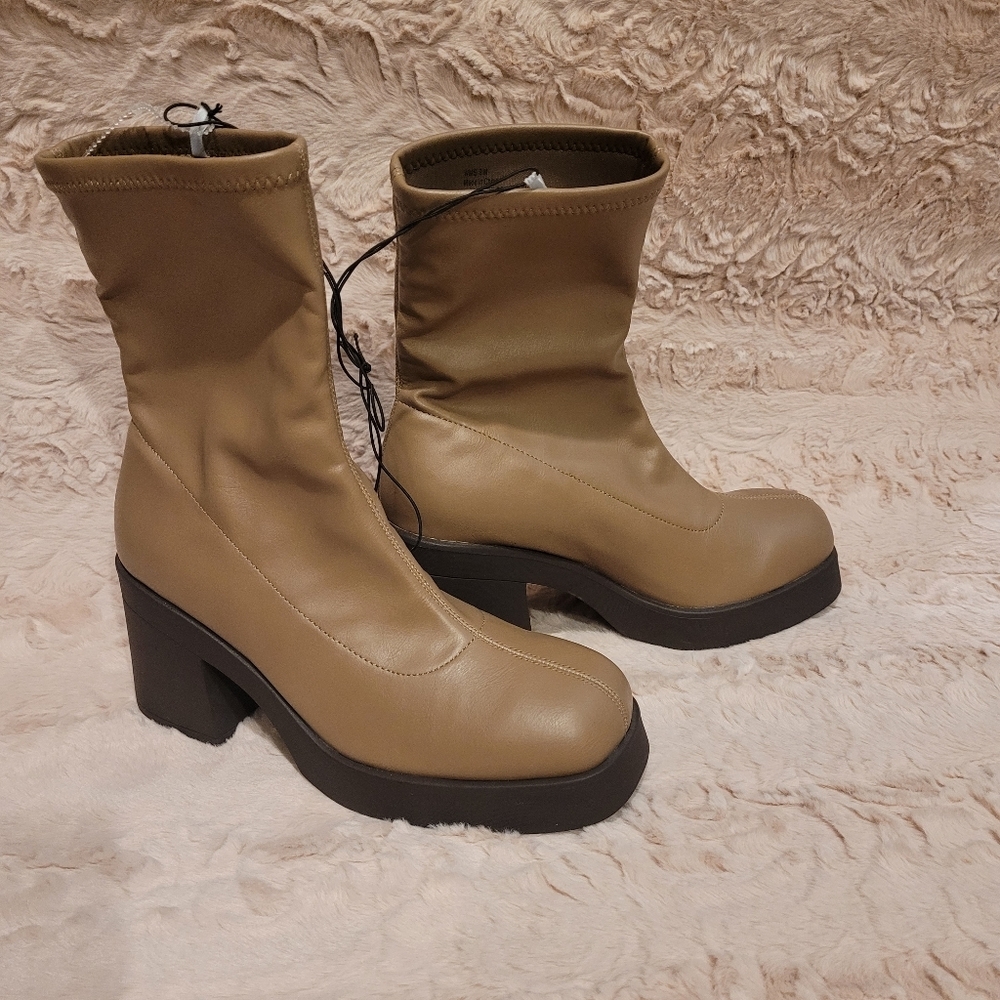 Call IT Spring size 9 Tan/Brown